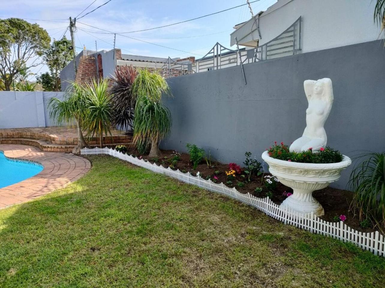 Villa Luxury Living On Westview Port Elizabeth Exterior foto