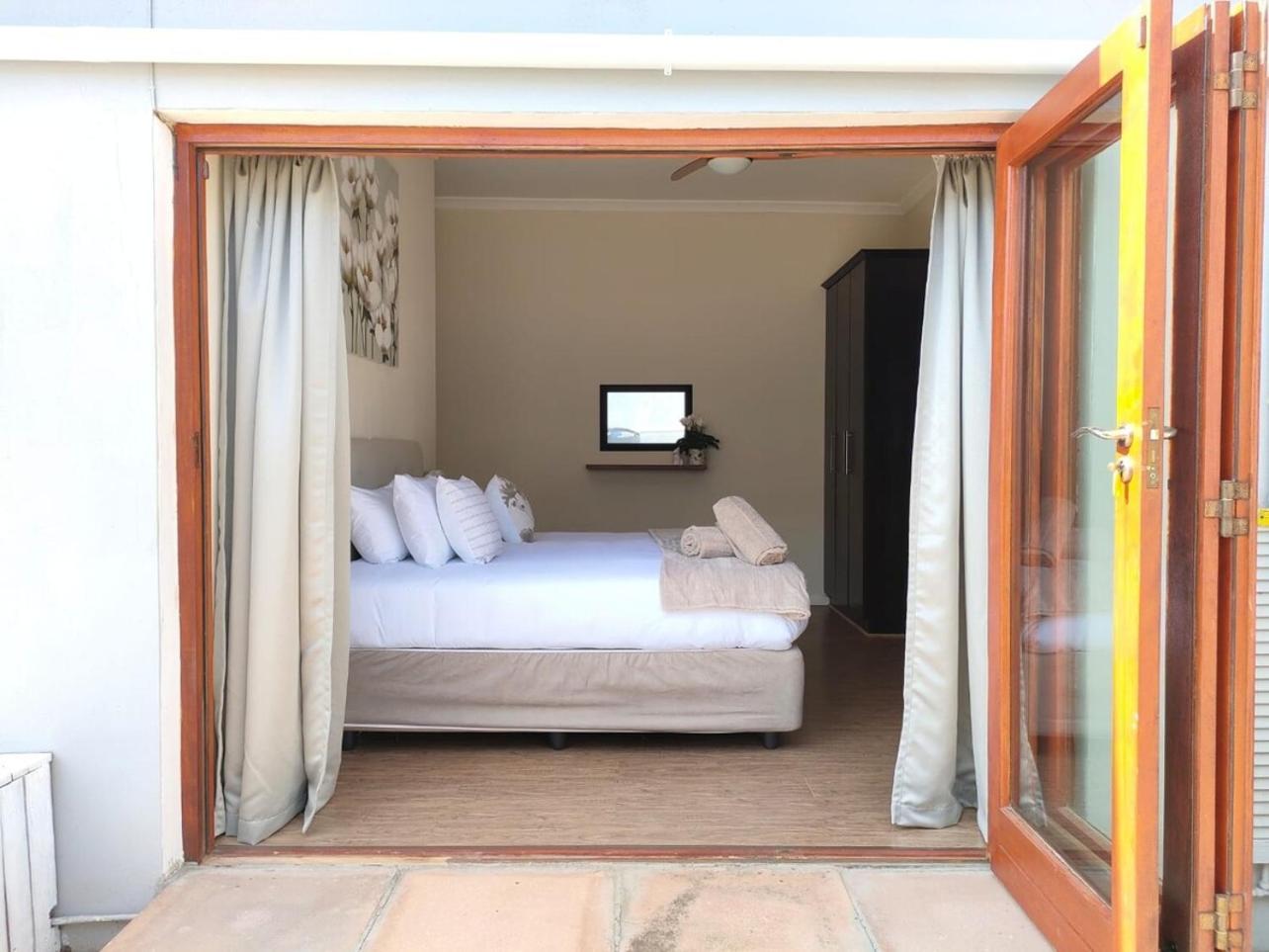 Villa Luxury Living On Westview Port Elizabeth Exterior foto